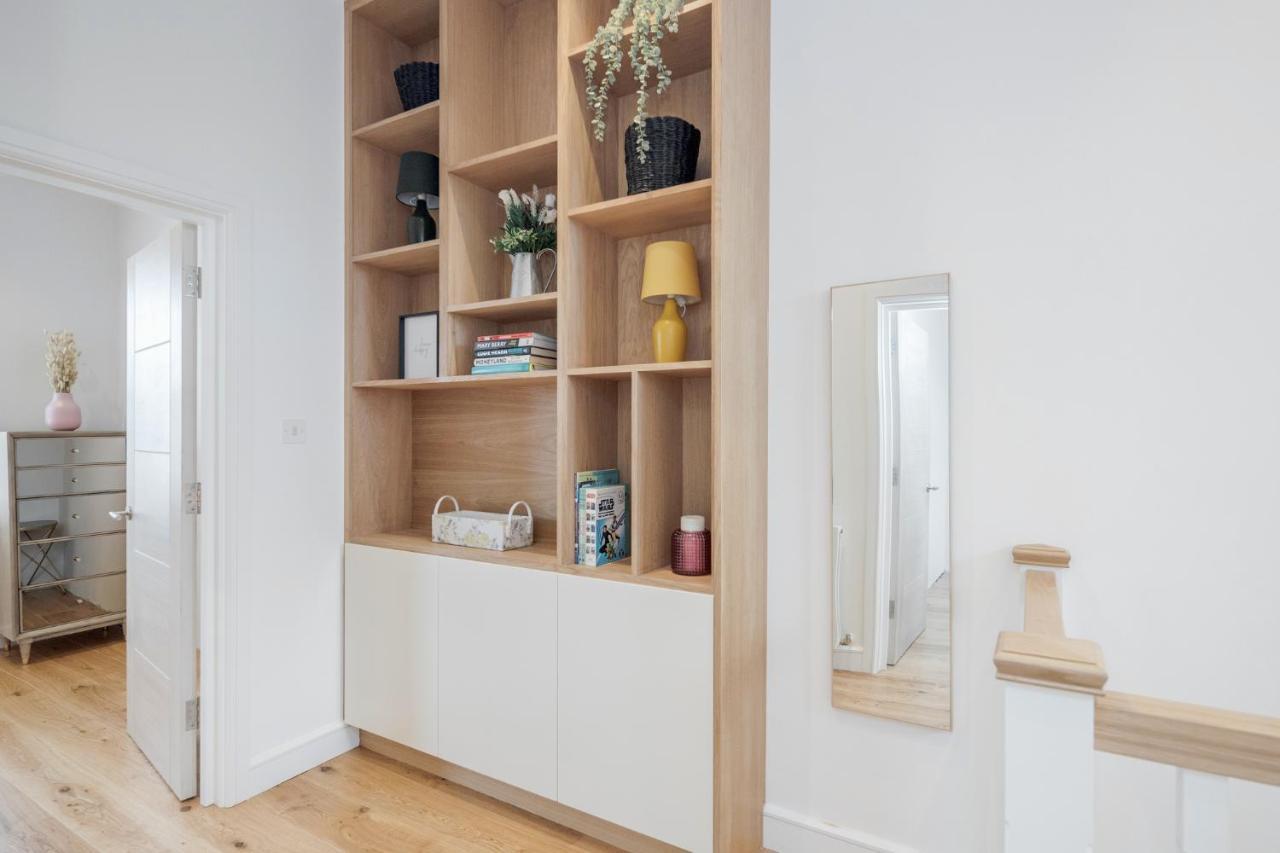 Beautiful 2 bedrooms split level Fulham Apartment Londen Buitenkant foto
